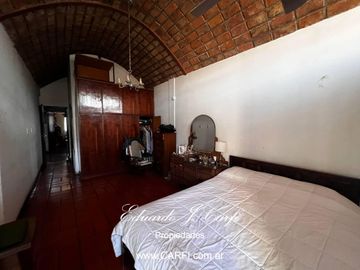 Venta de casa 4 ambientes