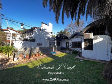 Venta de casa 4 ambientes
