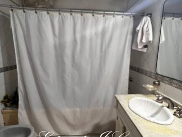 Venta de casa 4 ambientes