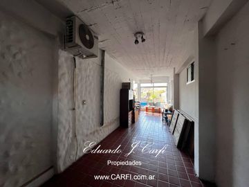 Venta de casa 4 ambientes