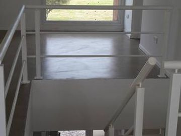 Casa de 6 amb en venta a la laguna en El Cantón