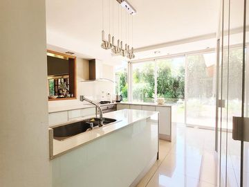 Casa - Country Carlos Pellegrini
