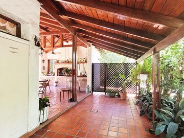 Casa - Country Carlos Pellegrini