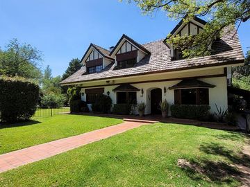 Casa - Country Carlos Pellegrini