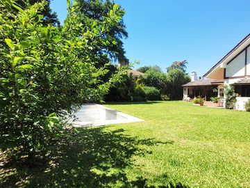 Casa - Country Carlos Pellegrini