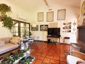 Casa - Country Carlos Pellegrini