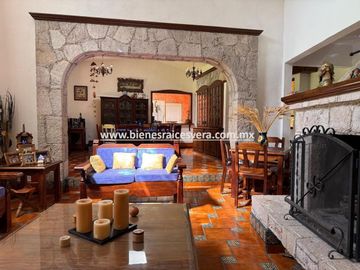 CASA EN VENTA EN GRANJAS RESIDENCIALES EN TEQUISQUIPAN. Pili