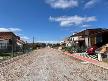 TERRENO EN VENTA EN REAL DEL CIERVO TEQUISQUIAPAN. Sergio
