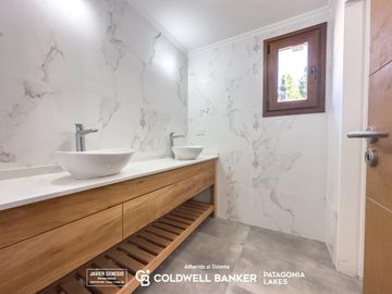 VENTA Oficina, Premium, OF 3. Con vista al Lago 63,20m2 Península Manzano II. Villa La Angostura