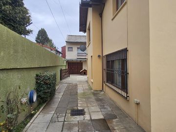 Casa más 8 departamentos Bo. Belgrano - Bariloche