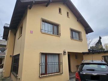 Casa más 8 departamentos Bo. Belgrano - Bariloche