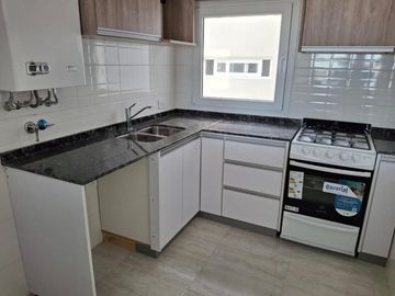 Departamento en venta - 2 Dormitorios 2 Baños - Cochera - 78Mts2 - Mar del Plata