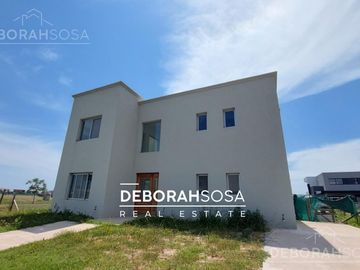 Casa en  Venta Puertos del Lago-escobar-5 ambientes-Maschwitz-Escobar