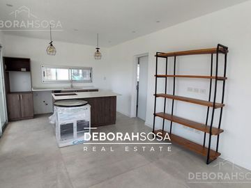 Casa en  Venta Puertos del Lago-escobar-5 ambientes-Maschwitz-Escobar