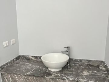 Casa en Fraccionamiento en Lomas de Cuernavaca, Temixco, Morelos CAEN-1082-Fr*