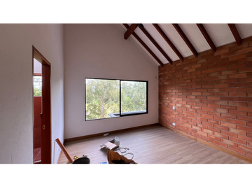 Alquiler de casa campestre 4 habitaciones en Llanogrande Rionegro