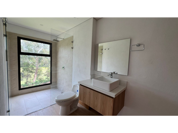 Alquiler de casa campestre 4 habitaciones en Llanogrande Rionegro