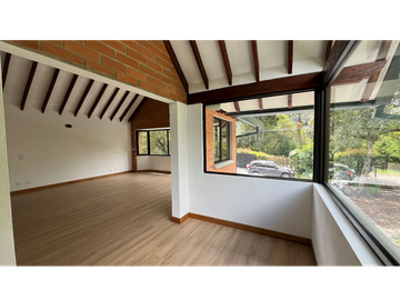 Alquiler de casa campestre 4 habitaciones en Llanogrande Rionegro
