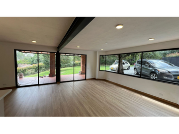 Alquiler de casa campestre 4 habitaciones en Llanogrande Rionegro