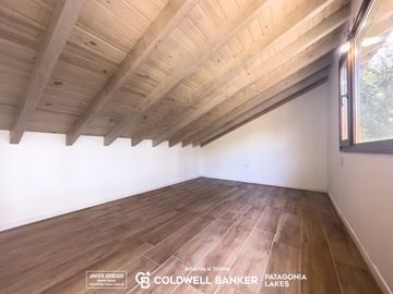 VENTA Oficina Premium, OF 8. Con vista al Lago 63,20m2 Península Manzano II. Villa La Angostura