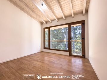 VENTA Oficina Premium, OF 8. Con vista al Lago 63,20m2 Península Manzano II. Villa La Angostura