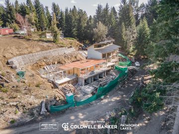 VENTA Oficina Premium, OF 8. Con vista al Lago 63,20m2 Península Manzano II. Villa La Angostura