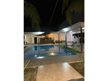 Casa Campestre con Alberca 10 hectarea límite Montemorelos y Cadereyta