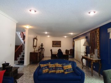 Casa en venta en Arenal de Guadalupe, Tlalpan, CDMX