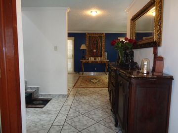 Casa en venta en Arenal de Guadalupe, Tlalpan, CDMX