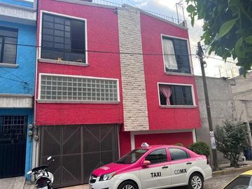 Casa en venta en Lomas de San Lorenzo, Iztapalapa, CDMX