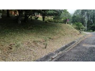 VENDO 2 LOTES ALTOS DEL MARA SECTOR SANTIAGO APÓSTOL 1225M2. $35M2 cv