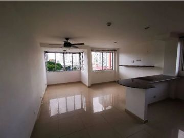 VENTA APARTAMENTO 71m2 JARDINES DEL GOLF EN ALTOS DEL GOLF MC