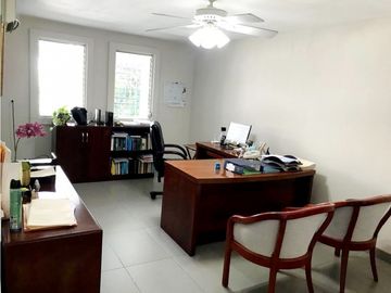 VENDO DUPLEX EN OBARRIO DE 500 MTS2 DE CONSTRUCCION $875 K!!
