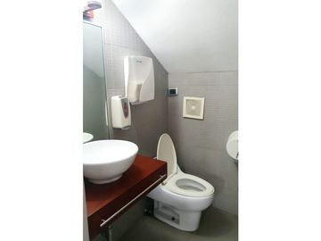 VENDO DUPLEX EN OBARRIO DE 500 MTS2 DE CONSTRUCCION $875 K!!