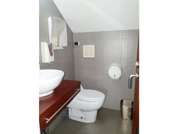 VENDO DUPLEX EN OBARRIO DE 500 MTS2 DE CONSTRUCCION $875 K!!