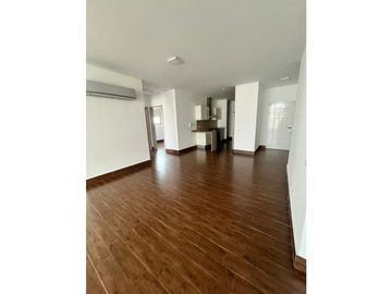 SEA CONFIABLE VENDE APARTMENTO EN COSTAMARE 156 MT2