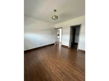 SEA CONFIABLE VENDE APARTMENTO EN COSTAMARE 156 MT2