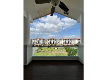 SEA CONFIABLE VENDE APARTMENTO EN COSTAMARE 156 MT2
