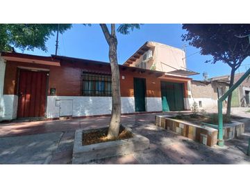 VENDO VIVIENDA FAMILIAR 4 DORMITORIOS- DEPARTAMENTO DE LAS HERAS