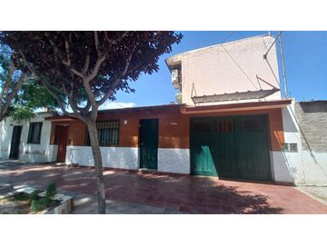 VENDO VIVIENDA FAMILIAR 4 DORMITORIOS- DEPARTAMENTO DE LAS HERAS