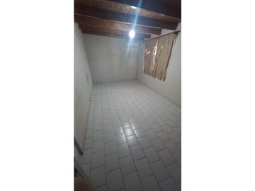 VENDO VIVIENDA FAMILIAR 4 DORMITORIOS- DEPARTAMENTO DE LAS HERAS