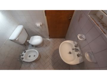 VENDO VIVIENDA FAMILIAR 4 DORMITORIOS- DEPARTAMENTO DE LAS HERAS
