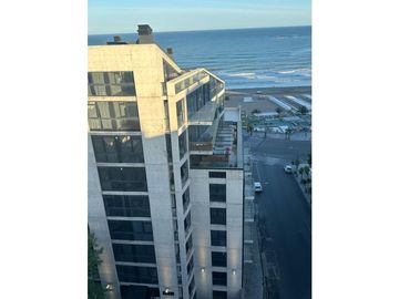 DEPARTAMENTO PLAYA GRANDE ROOFTOP