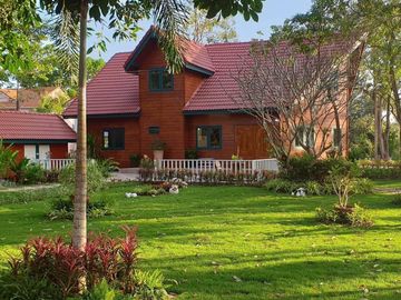 3 Bedroom House for sale in Hua Samrong, Chachoengsao