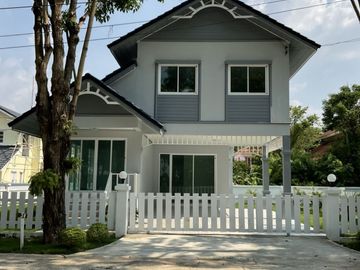 3 Bedroom House for sale in Hua Samrong, Chachoengsao