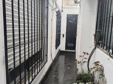 Casa PH en venta en Quilmes Oeste