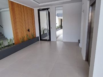 Departamento en alquiler en Bernal Centro