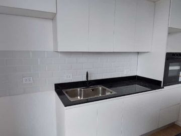 Departamento en alquiler en Bernal Centro