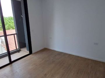 Departamento en alquiler en Bernal Centro