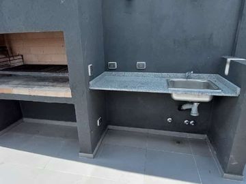 Departamento en alquiler en Bernal Centro